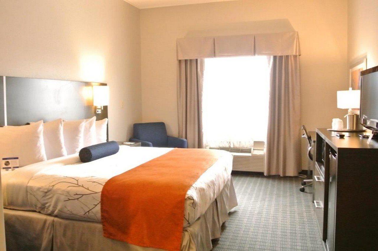 & Hotel 3*