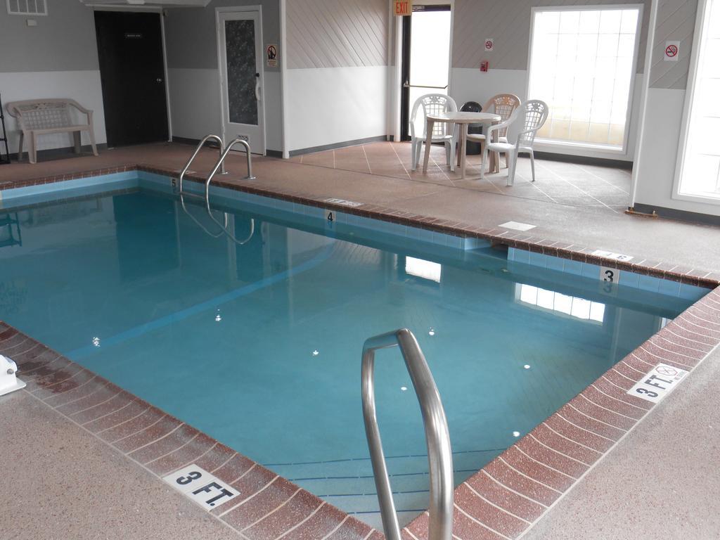 & Hotel 3*