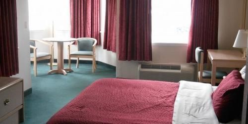 & Hotel