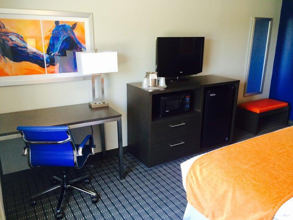 Hotel & Lexington