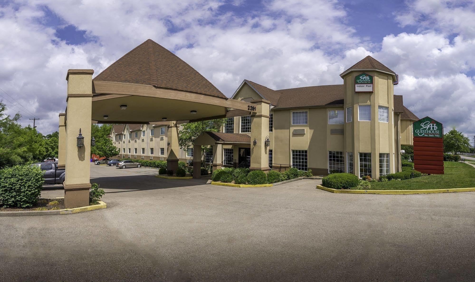 Hotel & 3*