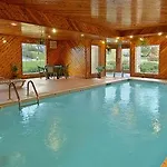 Guesthouse Inn & Suites Lexington 