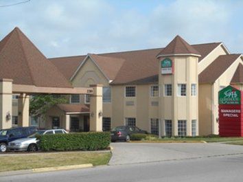 Inn&suites Hotel 3*